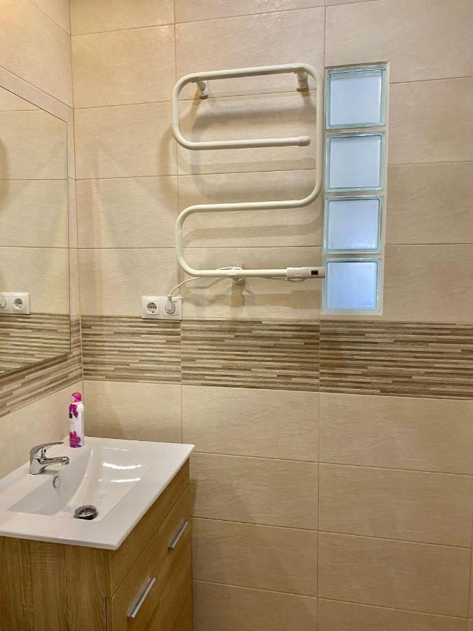 Centro Madrid Rio - Monederos 48 Apartman Kültér fotó