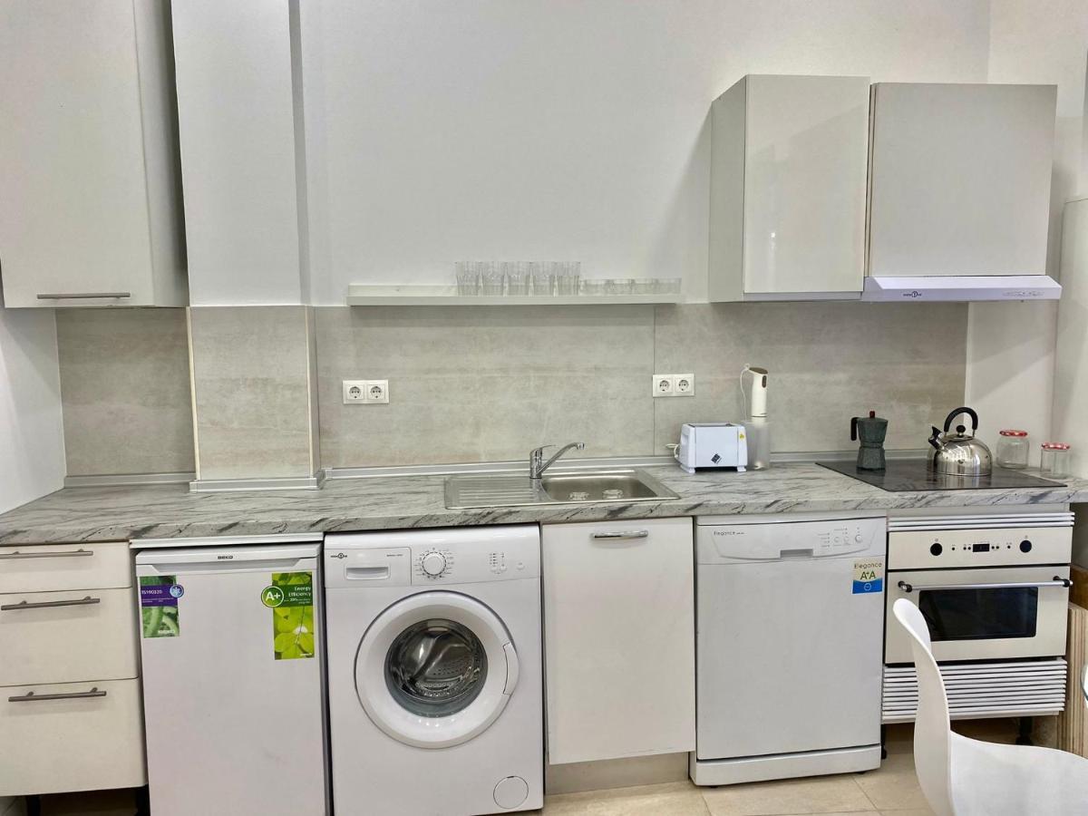 Centro Madrid Rio - Monederos 48 Apartman Kültér fotó